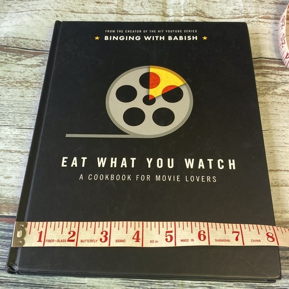 Eat What You Watch: A Cookbook for Movie Lovers
Book by Andrew Rea - Picture 8 of 8